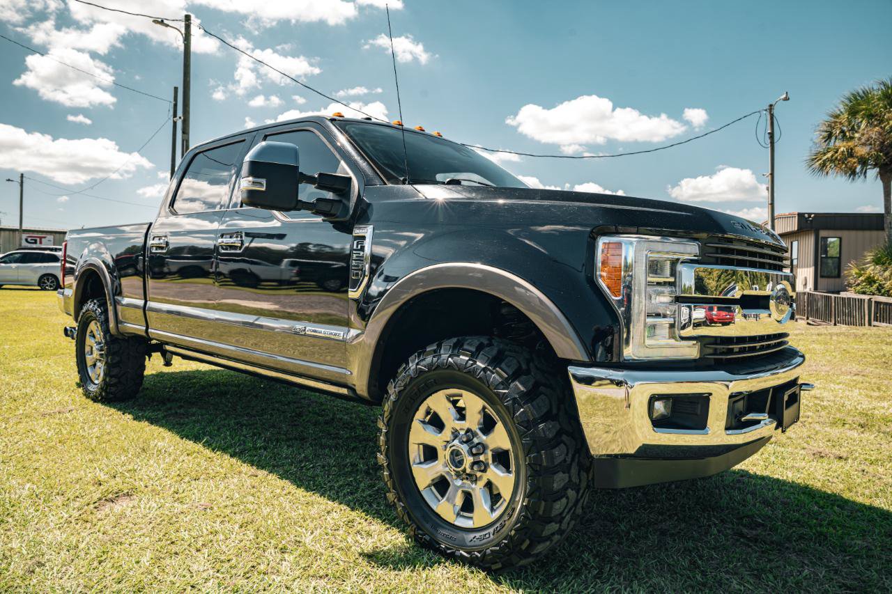 Used 2018 Ford F250 King Ranch w/ King Ranch Ultimate Package AWD/4WD image 8