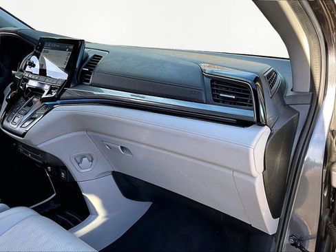 Used 2023 Honda Odyssey Elite image 21