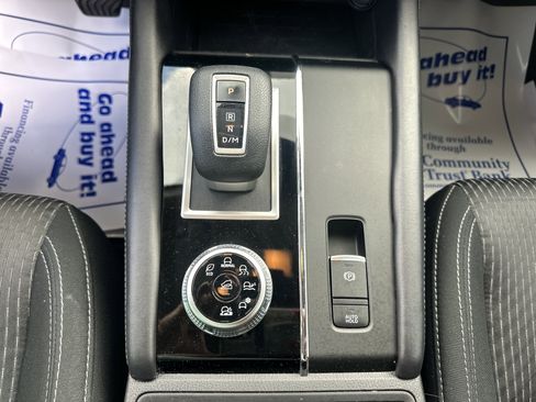Used 2023 Mitsubishi Outlander ES AWD/4WD image 18
