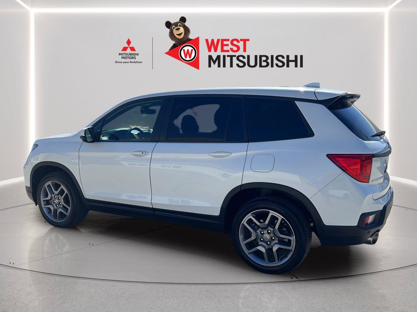Used 2022 Honda Passport EX-L image 3