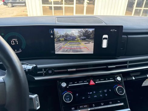 Used 2025 Hyundai Santa Fe SEL FWD image 24