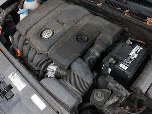 Used 2012 Volkswagen Jetta SE FWD image 41