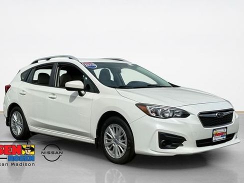 Used 2018 Subaru Impreza 2.0i Premium AWD/4WD image 1