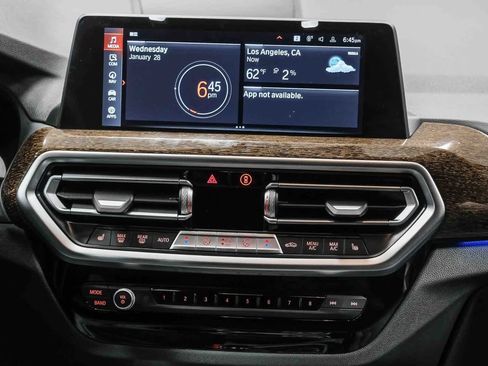 Used 2023 BMW X3 xDrive30i w/ Convenience Package w/ZPA image 13