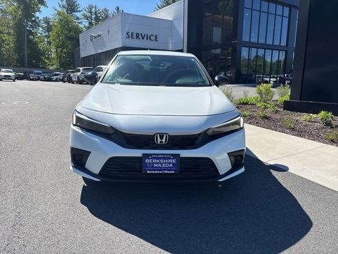 Used 2023 Honda Civic Sport image 2
