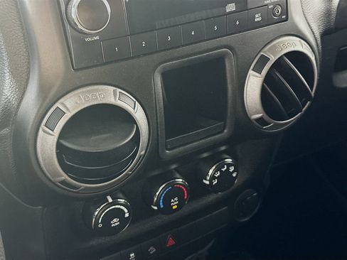 Used 2012 Jeep Wrangler Sport AWD/4WD image 18