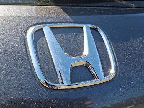 Certified 2025 Honda HR-V LX image 30