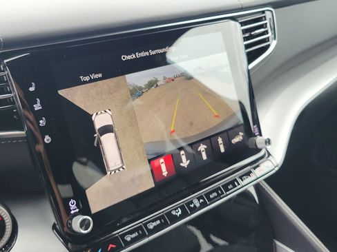 New 2026 Jeep Grand Wagoneer Limited image 17