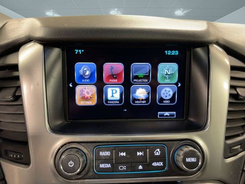 Used 2016 Chevrolet Suburban LTZ image 24