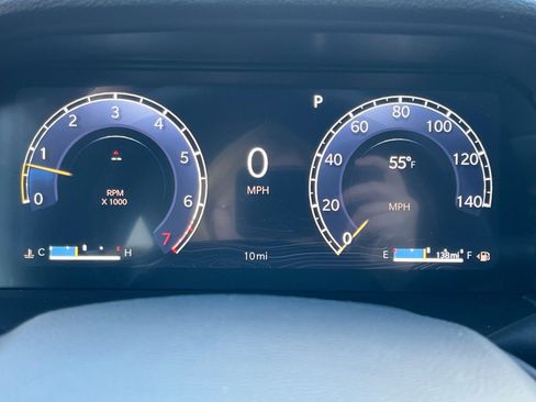 New 2025 Jeep Grand Cherokee Altitude image 19