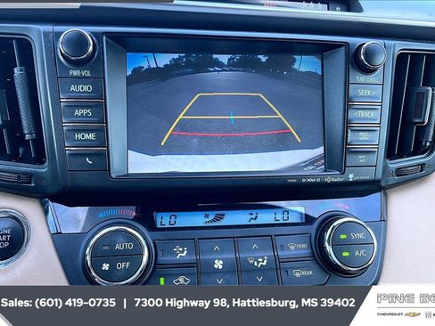 Used 2018 Toyota RAV4 Limited FWD image 15