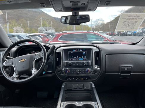 Used 2018 Chevrolet Silverado 1500 LTZ Z71 w/ Redline Edition image 15