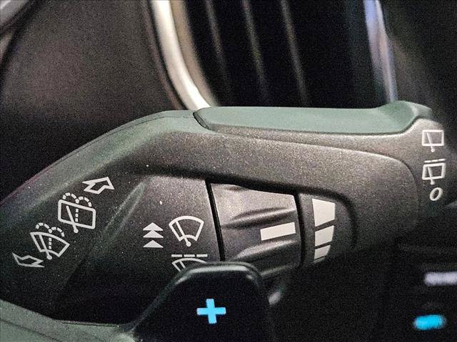 Used 2018 Ford Edge Titanium FWD image 10