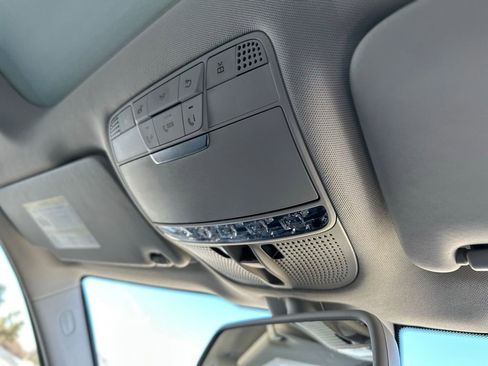 Used 2016 Mercedes-Benz GLC 300 4MATIC image 28