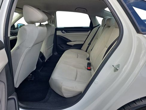 Used 2022 Honda Accord LX image 14