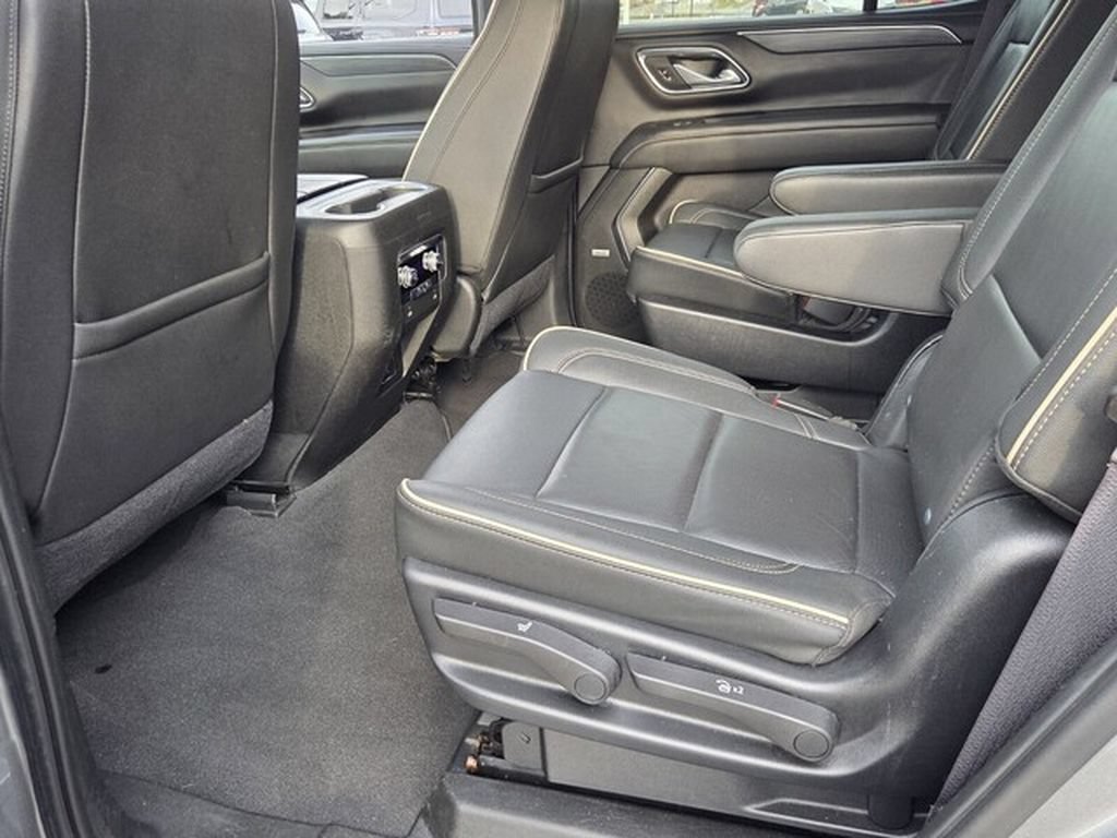 Used 2021 GMC Yukon SLT AWD/4WD image 4