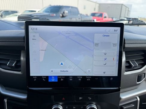 Used 2023 Ford Expedition Max XLT image 28