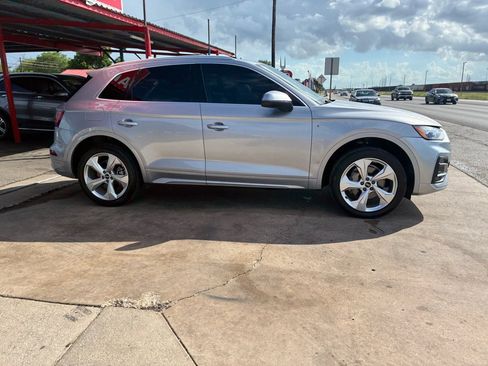 Used 2022 Audi Q5 2.0T Premium Plus w/ Premium Plus Package AWD/4WD image 14