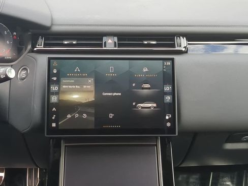 Certified 2026 Land Rover Range Rover Velar Dynamic SE image 29