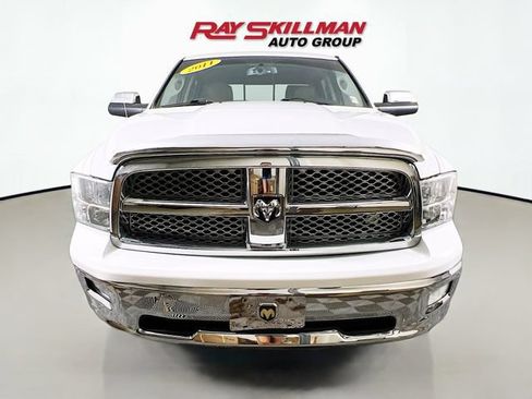 Used 2011 RAM 1500 Laramie AWD/4WD image 2
