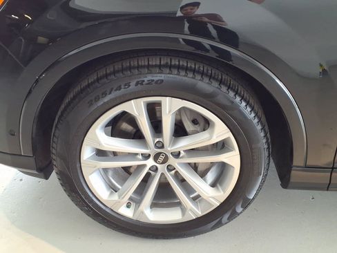 Certified 2026 Audi Q7 3.0T Premium Plus w/ Premium Plus Package AWD/4WD image 8