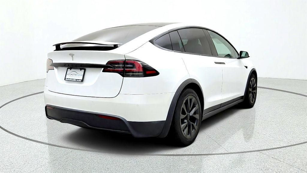 Used 2022 Tesla Model X AWD/4WD image 5