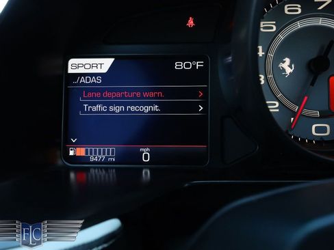 Used 2020 Ferrari 812 Superfast image 26