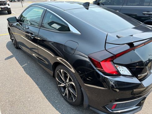 Used 2018 Honda Civic Si image 4