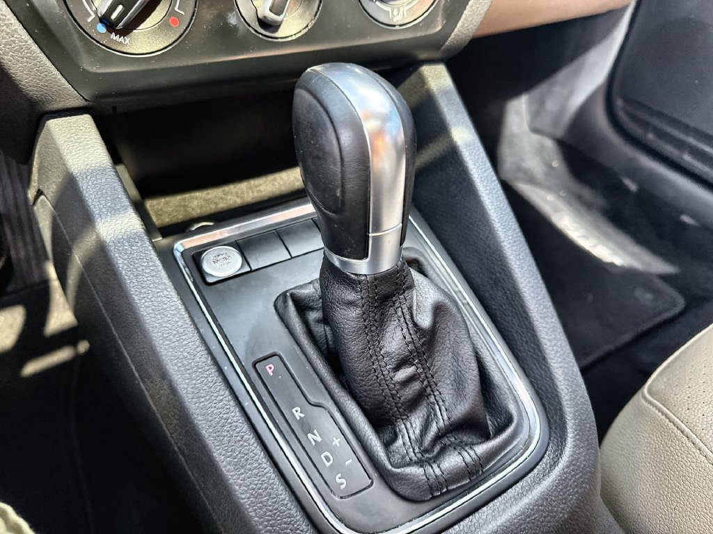 Used 2018 Volkswagen Jetta SE FWD image 26