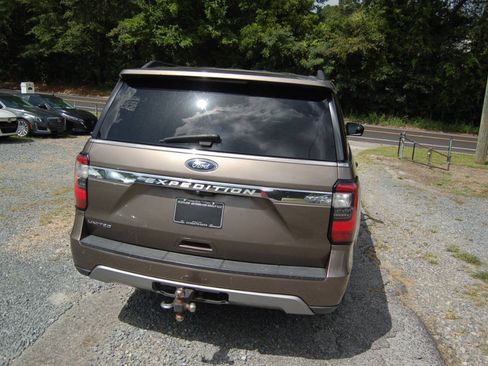 Used 2018 Ford Expedition Max Limited AWD/4WD image 9