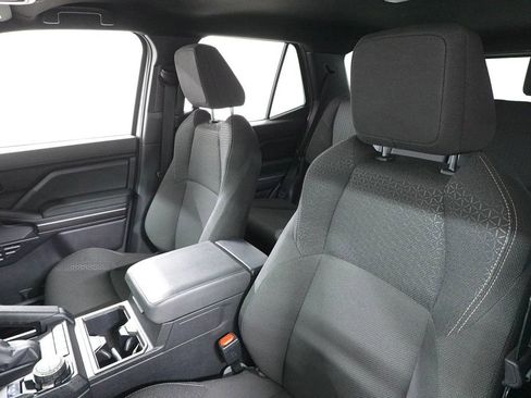 Used 2025 Toyota 4Runner SR5 image 11