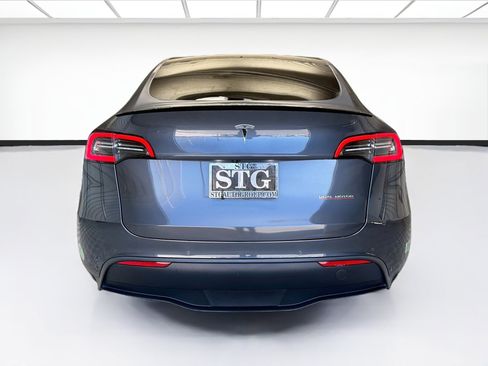 Used 2022 Tesla Model Y Performance AWD/4WD image 5