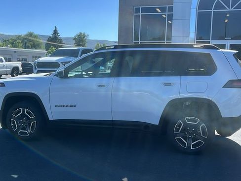 New 2026 Jeep Cherokee Limited AWD/4WD image 8