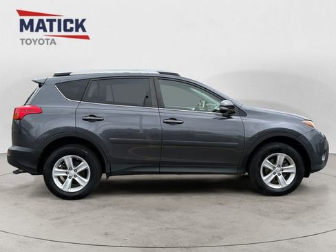Used 2013 Toyota RAV4 XLE AWD/4WD image 8