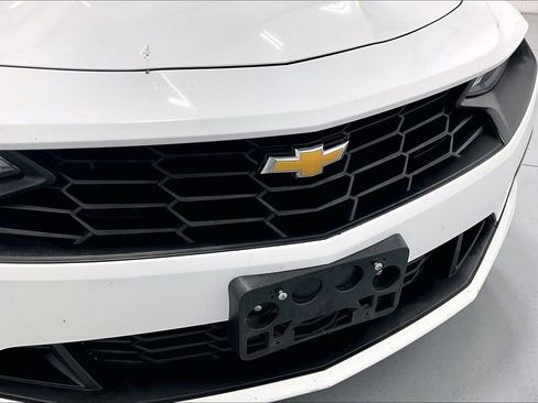 Used 2022 Chevrolet Camaro LT RWD image 24