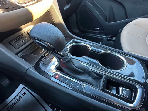 Certified 2024 Chevrolet Equinox Premier image 14