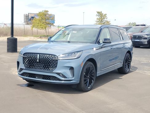 New 2027 Lincoln Aviator Reserve AWD/4WD image 2