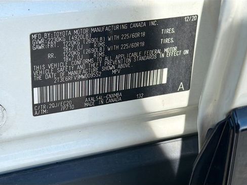 Used 2021 Toyota RAV4 XSE AWD/4WD image 29