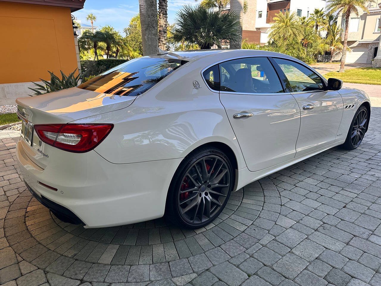 Used 2017 Maserati Quattroporte GTS GranSport RWD image 33