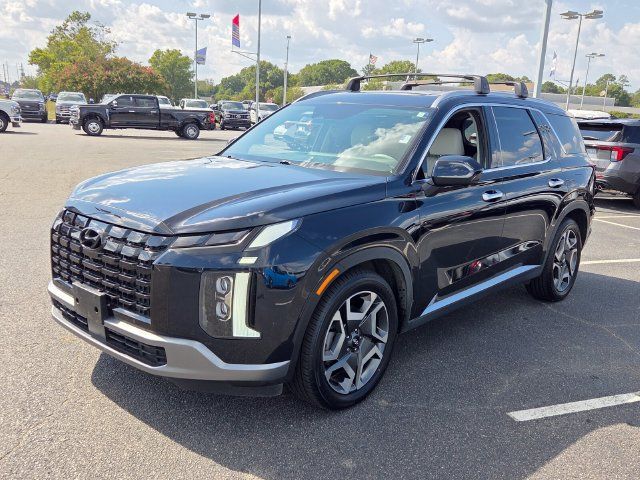 Used 2024 Hyundai Palisade Limited FWD image 3