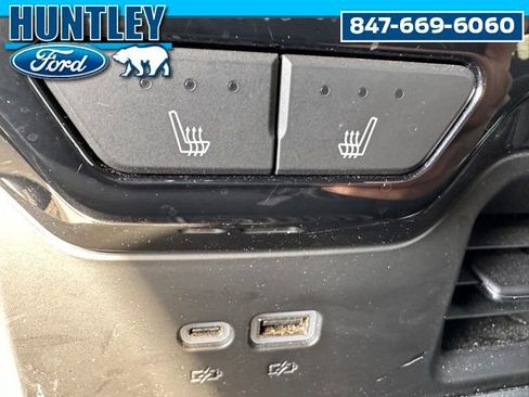 Used 2024 GMC Sierra 2500 AT4 w/ AT4 Premium Plus Package image 12