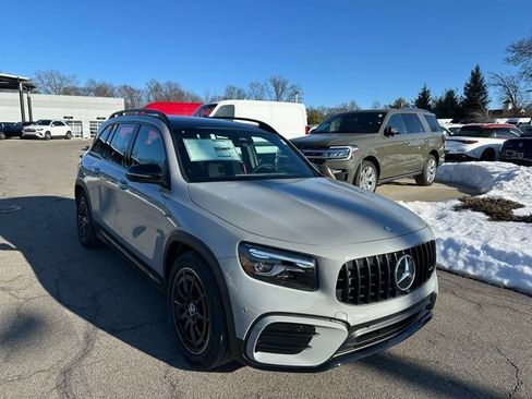 New 2026 Mercedes-Benz GLB 35 AMG 4MATIC image 7