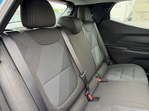 New 2027 Chevrolet Bolt LT w/ Comfort Package FWD image 12