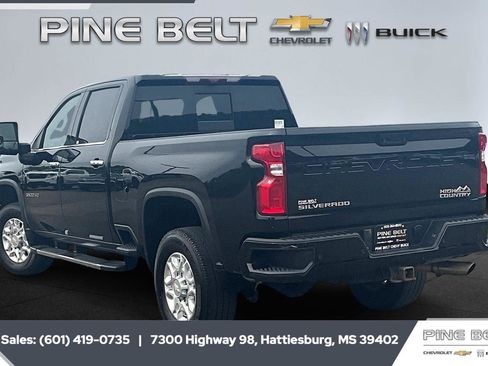 Used 2023 Chevrolet Silverado 3500 High Country AWD/4WD image 2