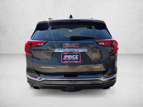 Used 2020 GMC Terrain Denali w/ Denali Premium Package image 7