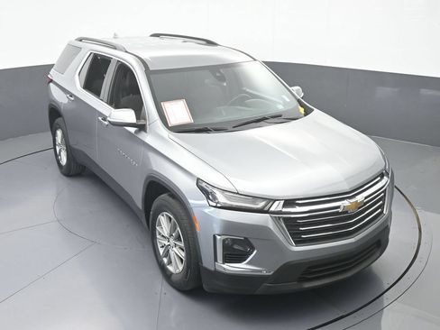 Used 2023 Chevrolet Traverse LT FWD image 57