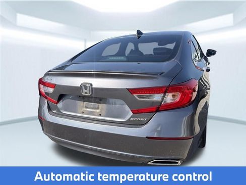 Used 2018 Honda Accord Sport image 8