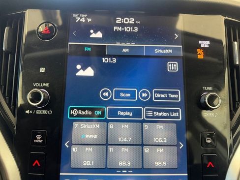 Used 2025 Subaru Outback Limited AWD/4WD image 8