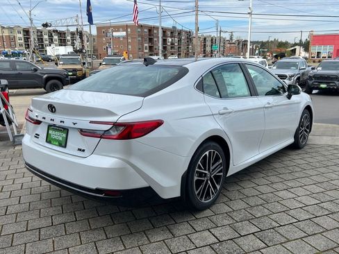 New 2026 Toyota Camry XLE image 5