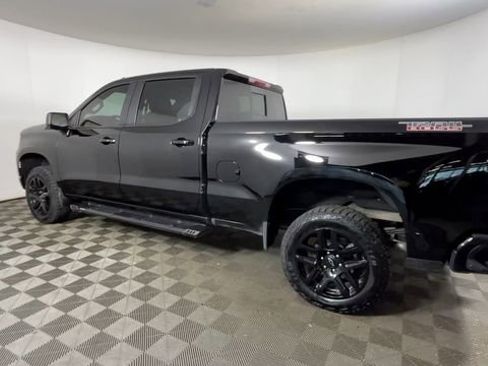 Used 2023 Chevrolet Silverado 1500 LT Trail Boss w/ LT Trail Boss Premium Package AWD/4WD image 7